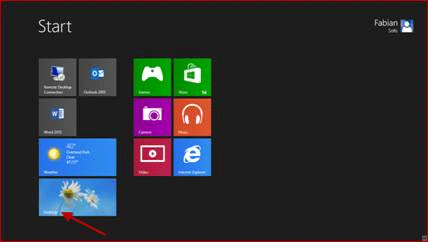Screenshot: Windows 8 Start Screen, Desktop
